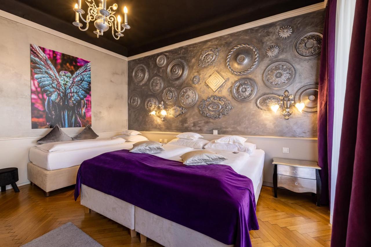 Boutique Hotel Goldenes Lamm فيلاخ المظهر الخارجي الصورة