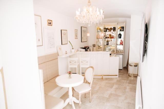 Boutique Hotel Goldenes Lamm فيلاخ المظهر الخارجي الصورة