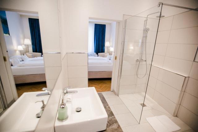 Boutique Hotel Goldenes Lamm فيلاخ المظهر الخارجي الصورة