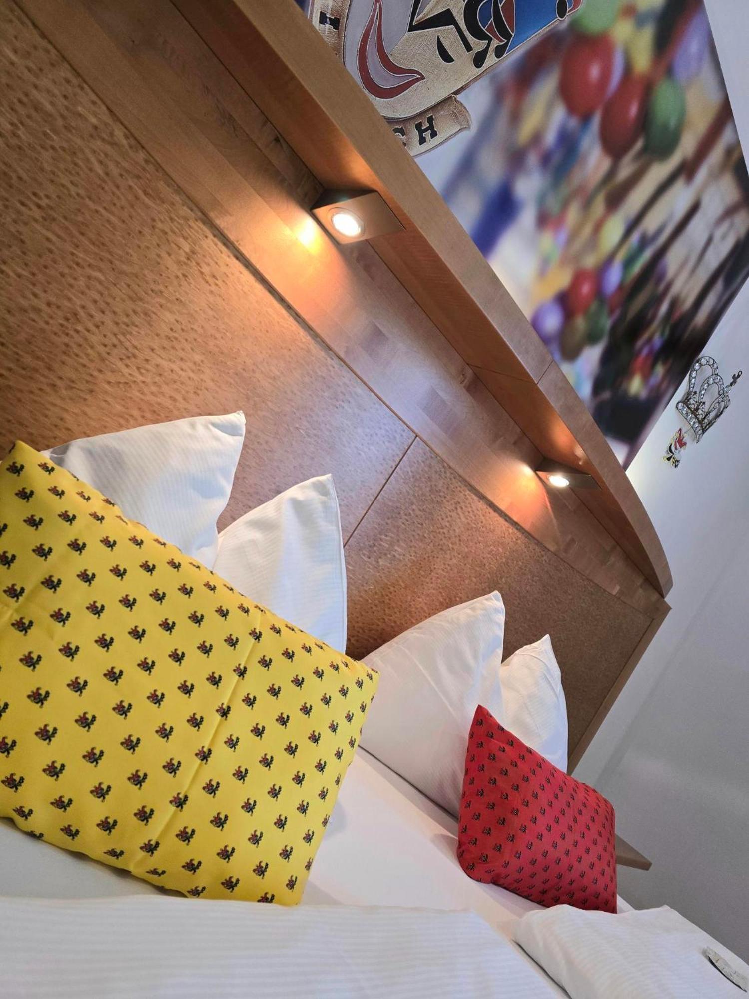 Boutique Hotel Goldenes Lamm فيلاخ المظهر الخارجي الصورة