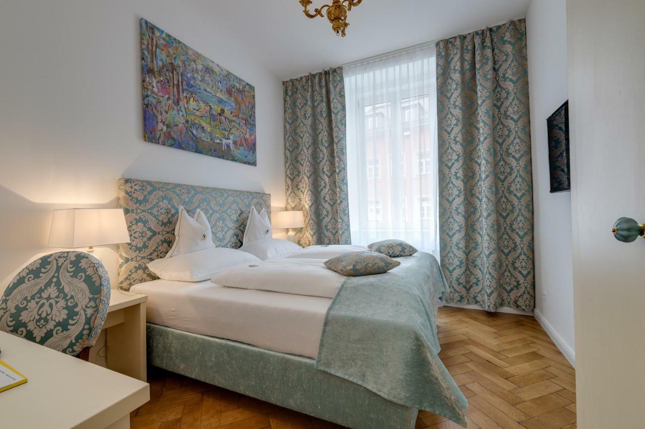 Boutique Hotel Goldenes Lamm فيلاخ المظهر الخارجي الصورة